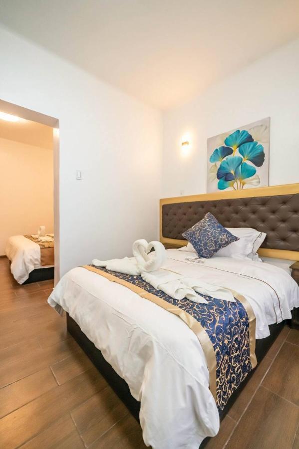 Manantial No.004 Hotel