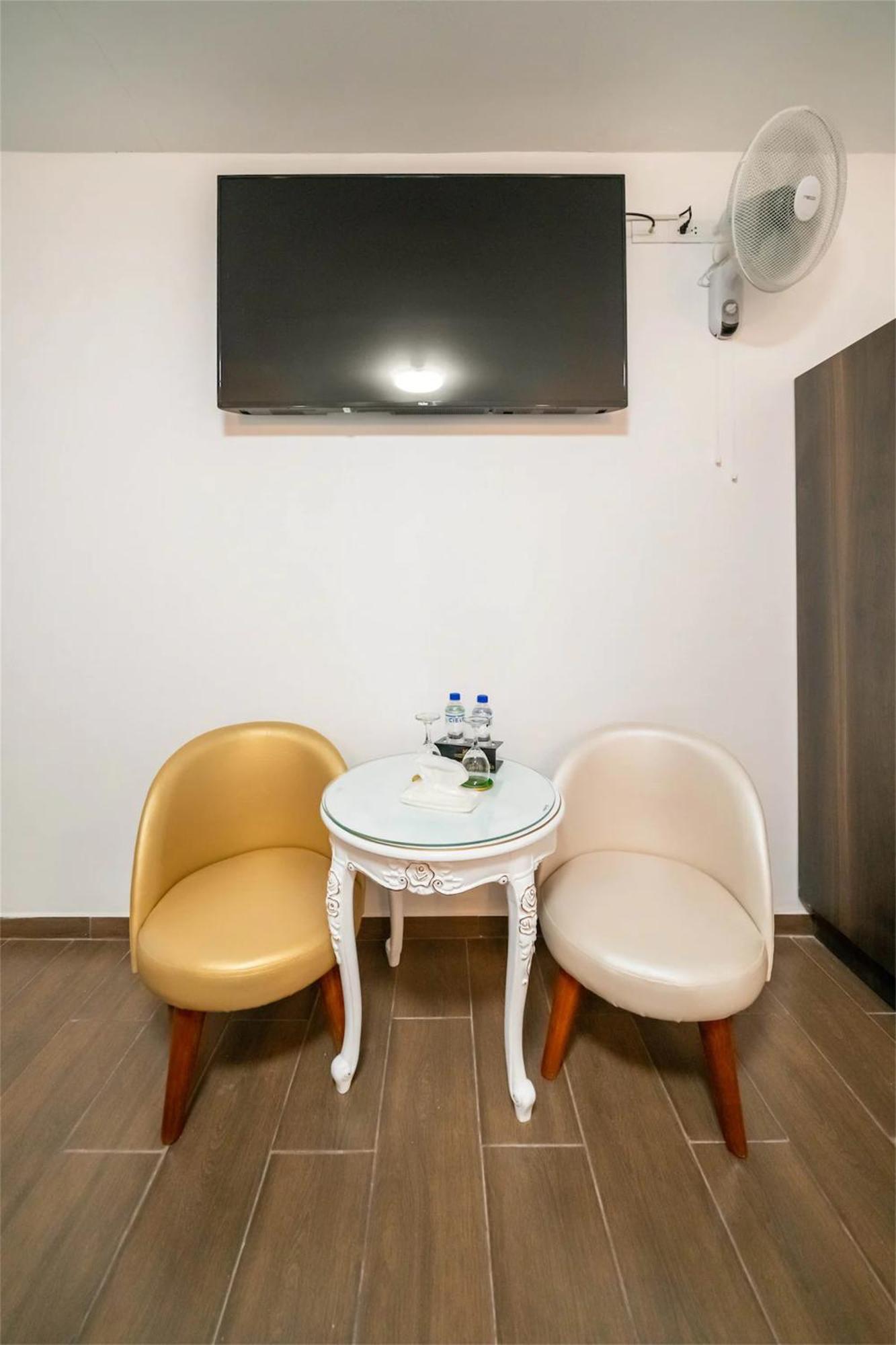 Hotel Manantial No.004