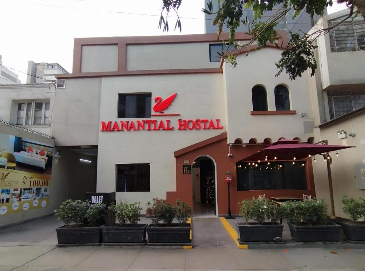 Manantial No.004 Hotel